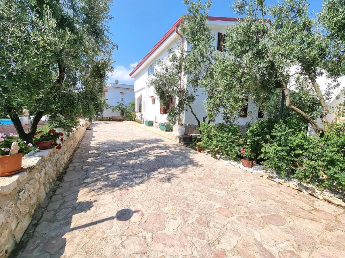 I Sapori Del Gargano Guest House Vieste Exterior photo